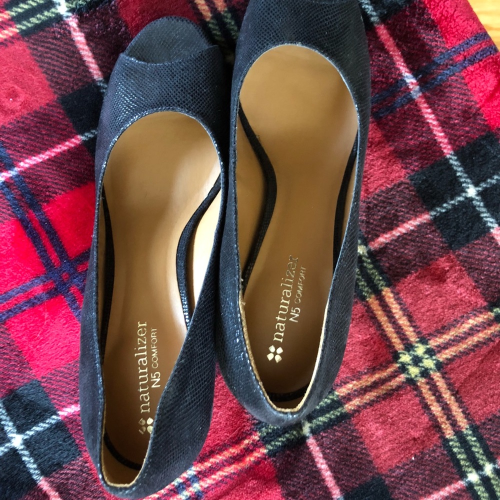 Peep toe wedges